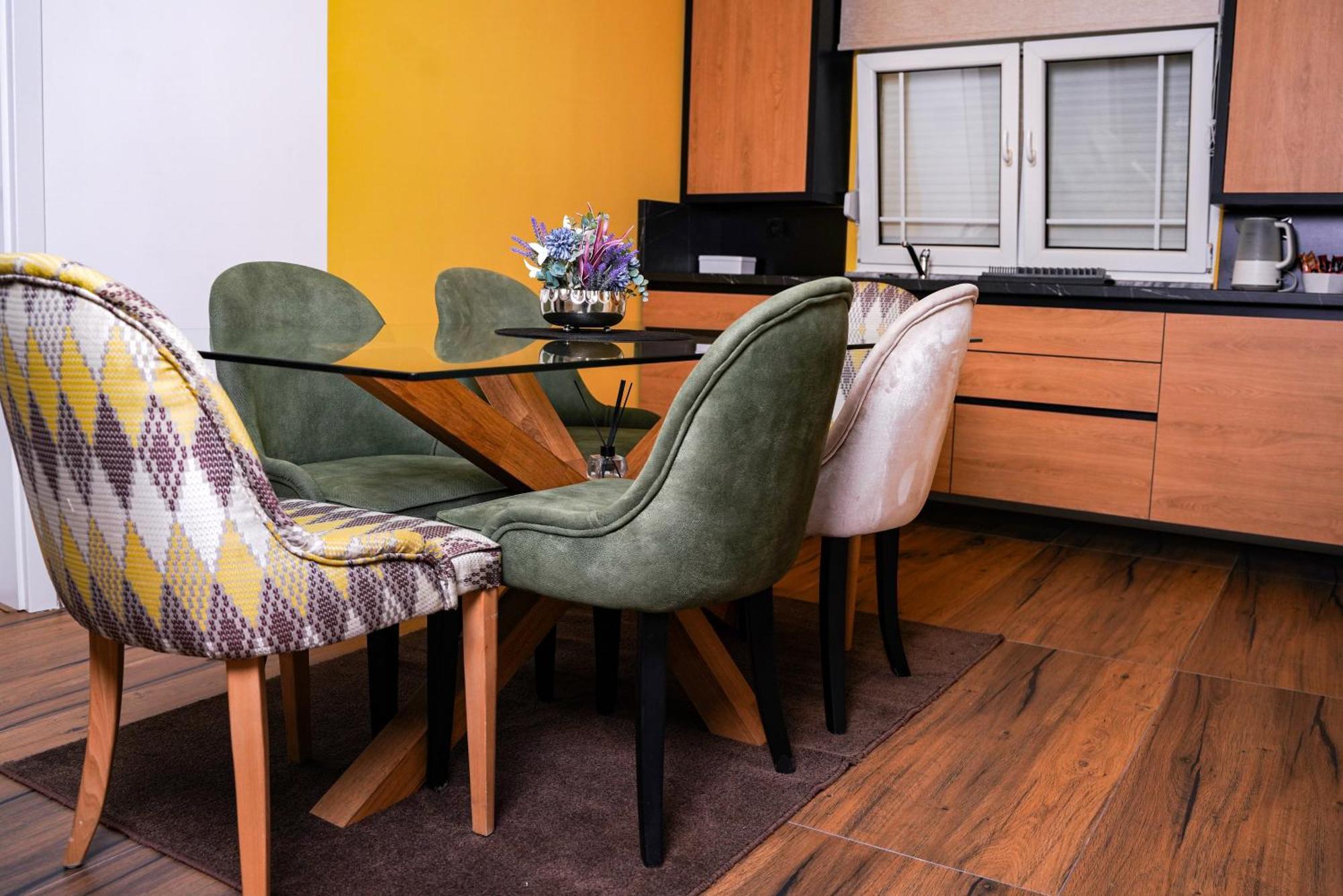 Ten Guest House Prisztina Zewnętrze zdjęcie