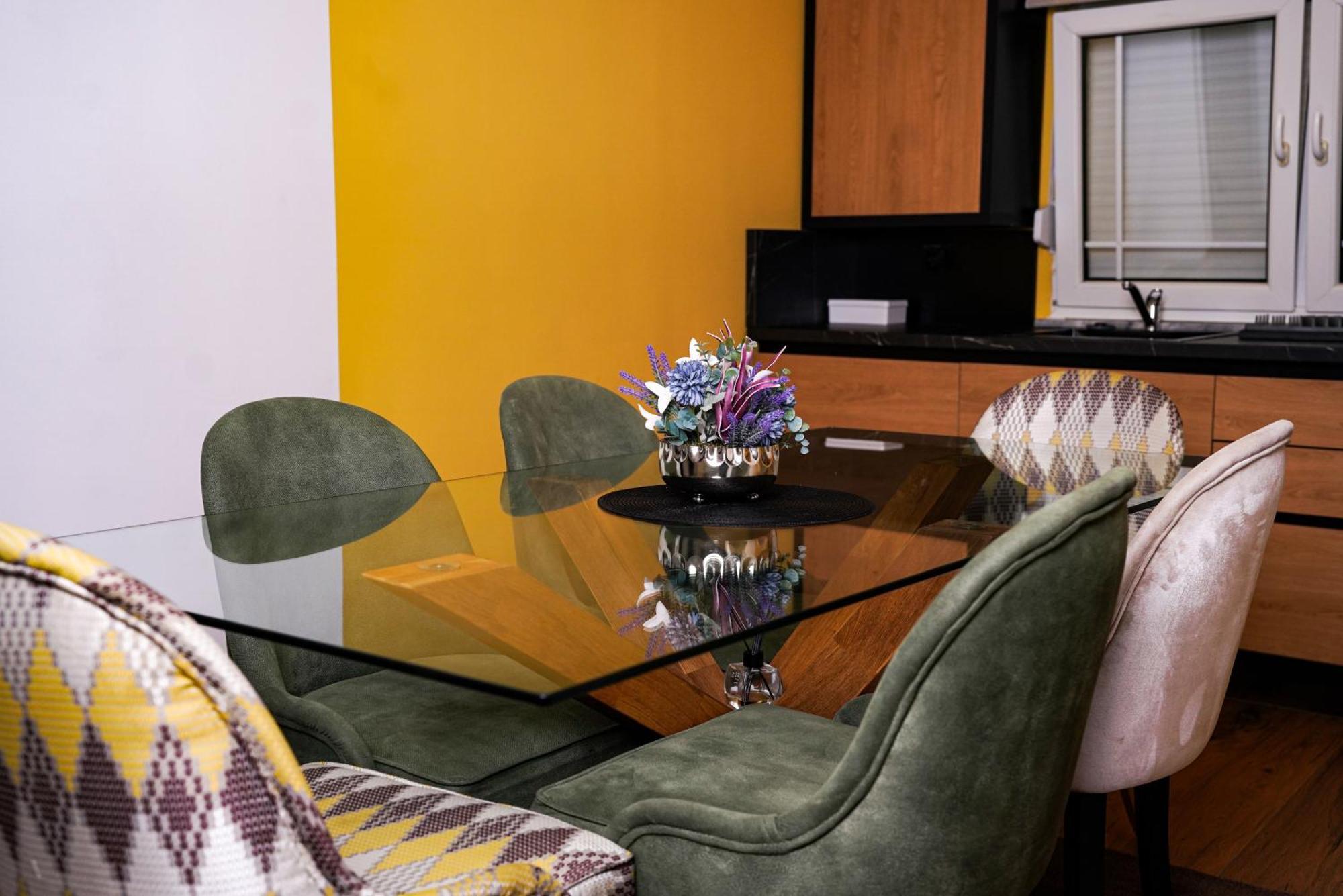Ten Guest House Prisztina Zewnętrze zdjęcie